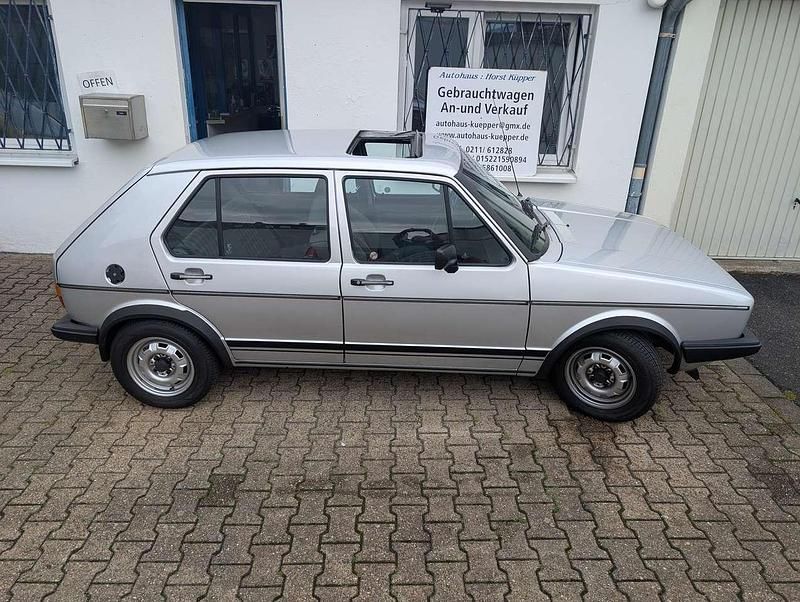Silber Gebraucht 1983 VW Golf II GTI Limousine | 26.000 € - Bild 1/4