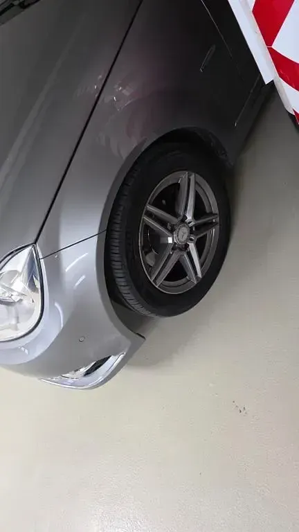 Gebraucht Mercedes C180 Elegance 156 PS (114 kW) 2012 Grau Limousine