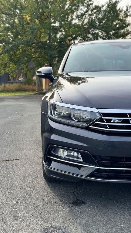 Gebraucht VW Passat Highline 150 PS (110 kW) 2019 Schwarz Kombi