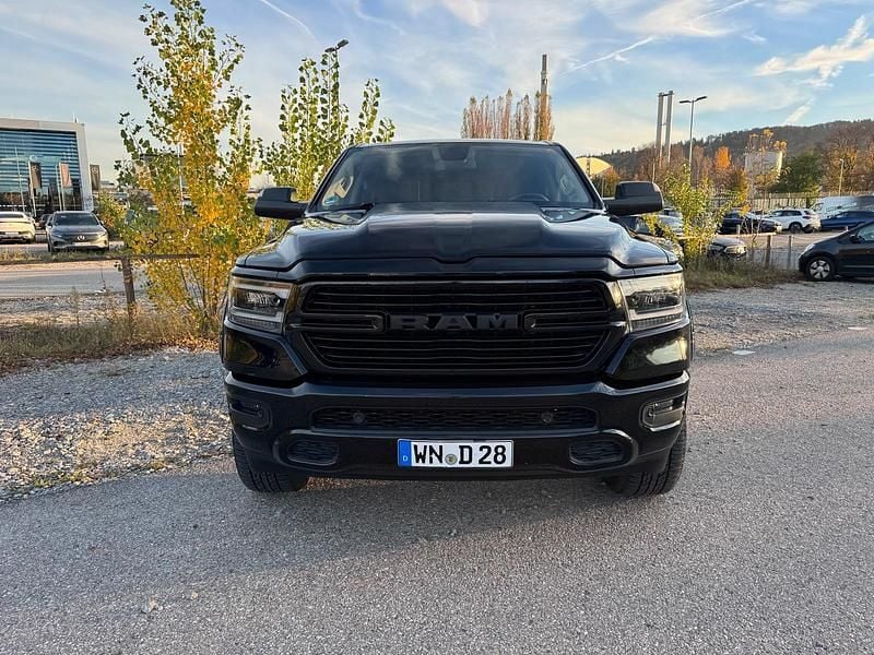Gebraucht Dodge Ram 401 PS (294 kW) 2019 Schwarz Abholung