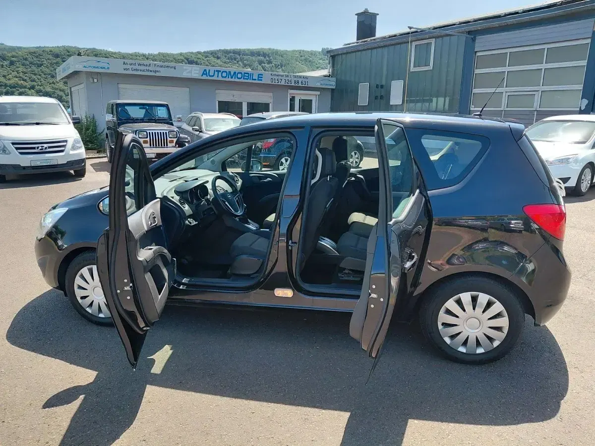 Gebraucht Opel Meriva Edition 101 PS (74 kW) 2010 Schwarz Van / Kleinbus