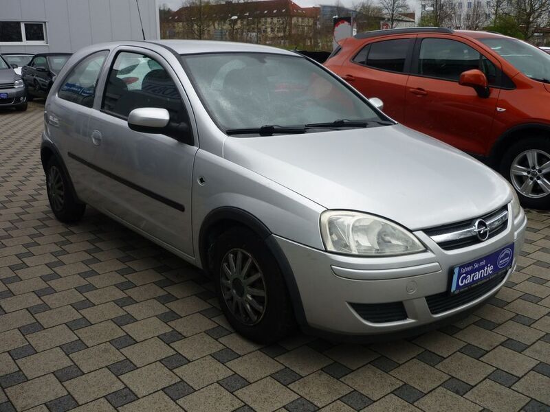 Gebraucht Opel Corsa Enjoy 60 PS (44 kW) 2003 Silber Kleinwagen