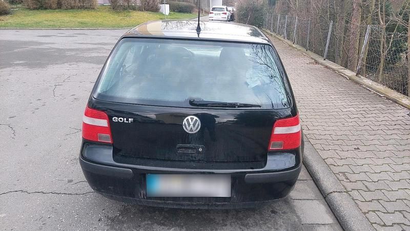 Gebraucht VW Golf IV 75 PS (55 kW) 2003 Schwarz Limousine