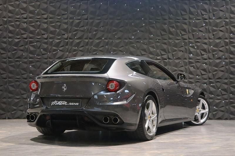 Gebraucht Ferrari FF 659 PS (484 kW) 2012 Grau Kombi