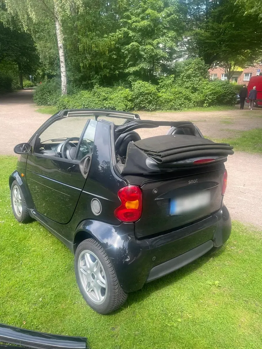 Gebraucht Smart ForTwo Cabrio 61 PS (44 kW) 2004 Schwarz Cabrio