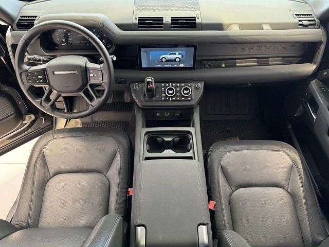 Gebraucht Land Rover Defender Black Edition 200 PS (147 kW) 2023 Schwarz SUV