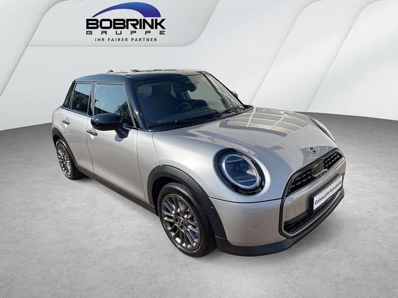 Usado Mini Cooper Classic 156 CV (114 kW) 2025 Plateado Utilitario