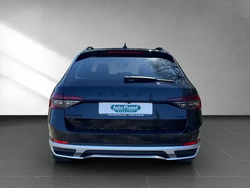Gebraucht Skoda Superb 200 PS (147 kW) 2023 Schwarz Kombi