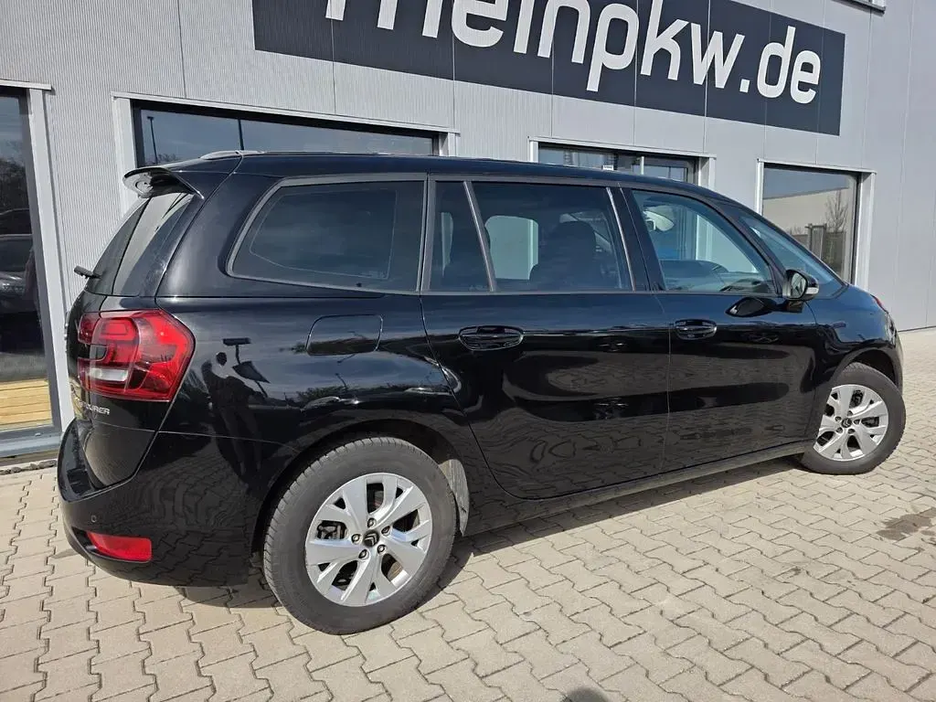 Gebraucht Citroën C4 131 PS (96 kW) 2021 Schwarz Van / Kleinbus
