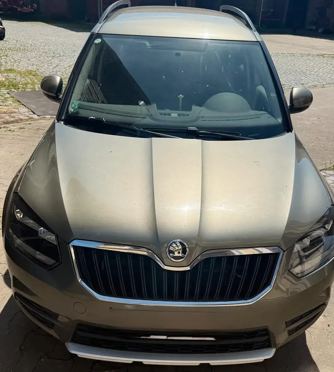 Gebraucht Skoda Yeti Cool Edition 105 PS (77 kW) 2017 Grün SUV