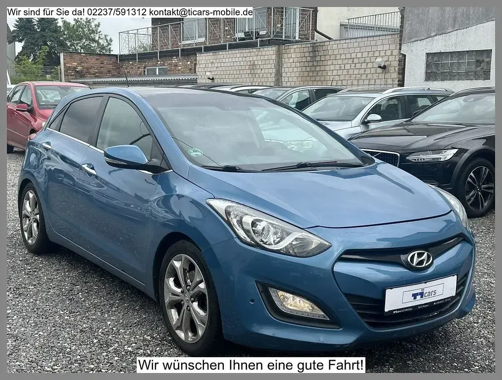 Gebraucht Hyundai i30 128 PS (94 kW) 2012 Blau Limousine