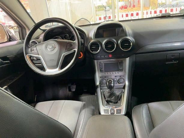 Gebraucht Opel Antara 163 PS (119 kW) 2016 Schwarz SUV