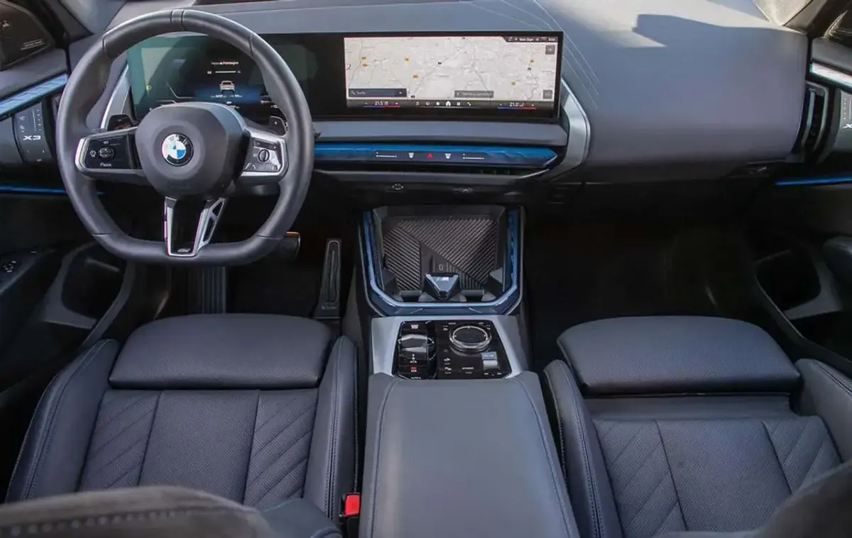 Gebraucht BMW X3 M Sport 208 PS (152 kW) 2025 M brooklyn grau metallic SUV