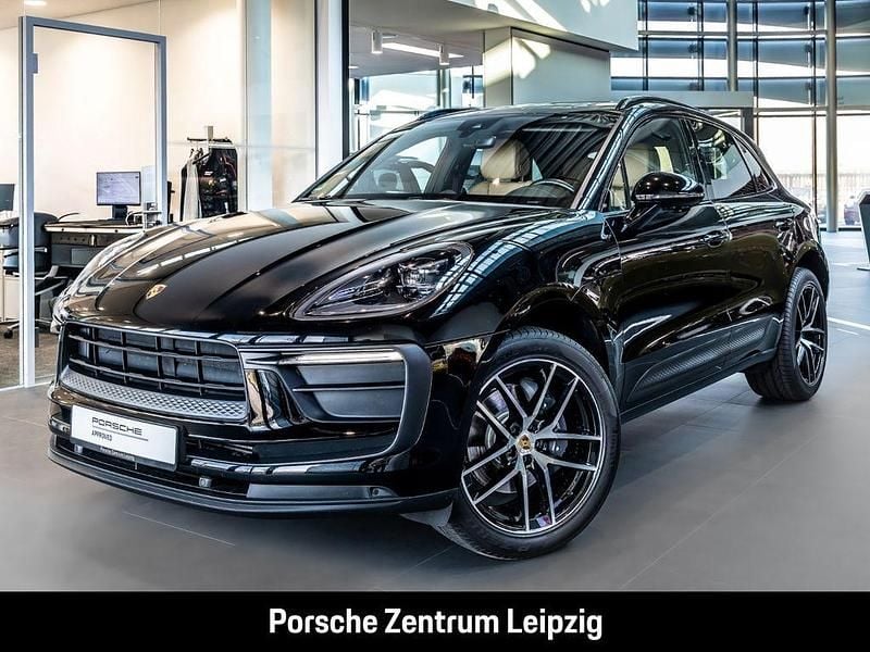 Gebraucht Porsche Macan 265 PS (194 kW) 2023 Schwarz SUV