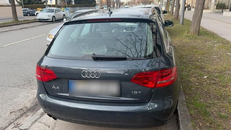 Gebraucht Audi A4 160 PS (117 kW) 2008 Grau Kombi