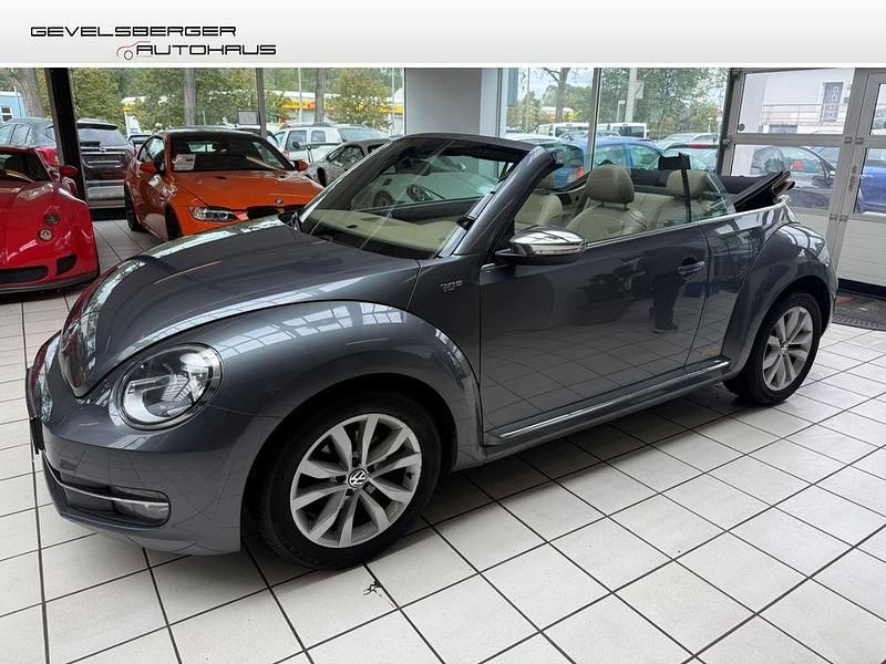 Gebraucht VW Beetle Cabriolet Design 105 PS (77 kW) 2013 Platinum grey metallic Cabrio