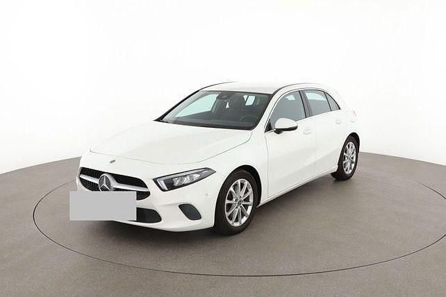 Gebraucht Mercedes A220 Progressive 190 PS (139 kW) 2019 Weiß Limousine
