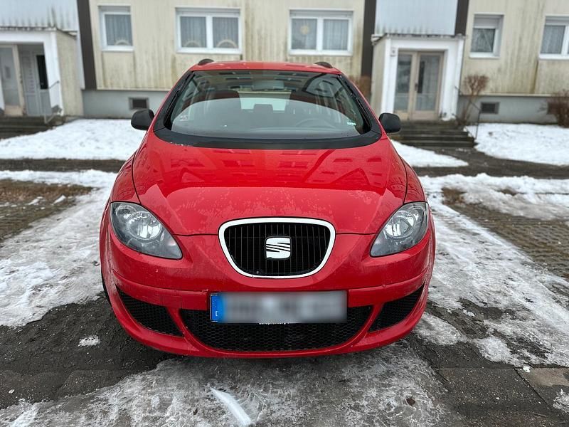 Gebraucht Seat Altea XL 102 PS (75 kW) 2007 Rot Van / Kleinbus