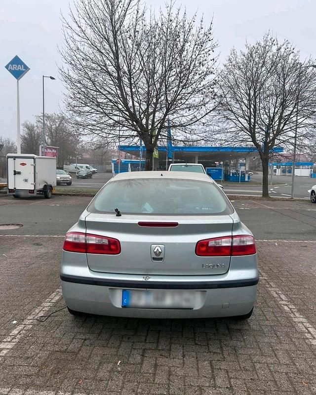 Gebraucht Renault Laguna II 120 PS (88 kW) 2003 Silber Limousine