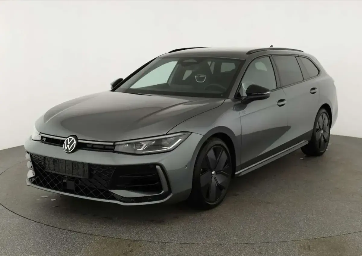 Ny VW Passat R-line 265 HK (194 kW) 2026 Grå Stationcar