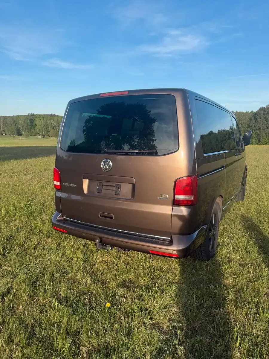 Usata VW T5 184 CV (135 kW) 2012 Marrone Furgone