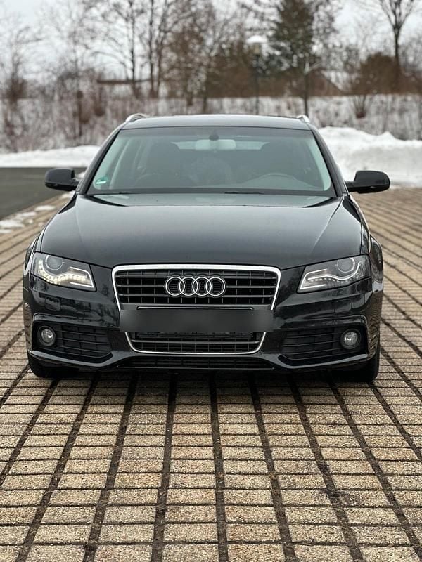 Schwarz Gebraucht 2011 Audi A4 Kombi | 4.999 € (Superpreis) - Bild 1/4