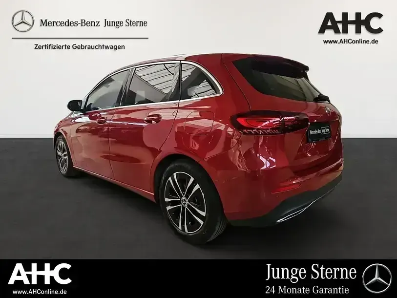 Gebraucht Mercedes B200 Progressive 163 PS (119 kW) 2025 Rot Kleinwagen