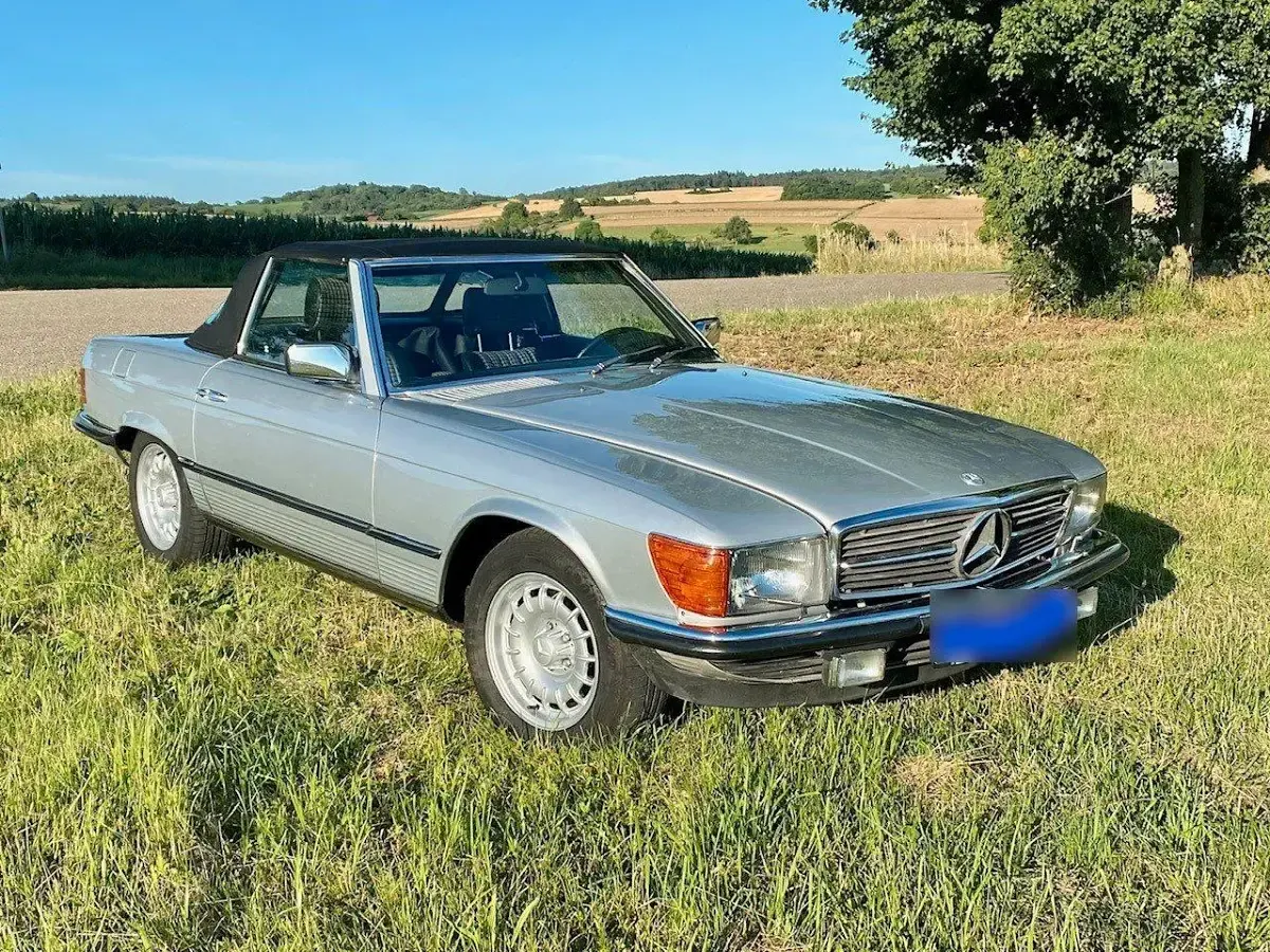 Gebraucht Mercedes SL380 204 PS (150 kW) 1981 Silber Cabrio