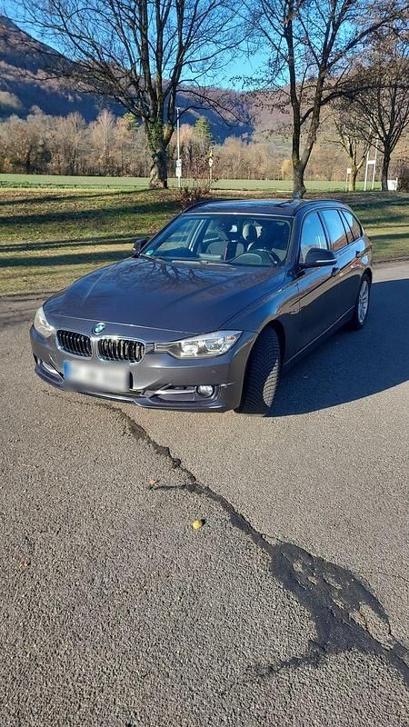 Gebraucht BMW 320 Sport Line 184 PS (135 kW) 2013 Grau Kombi