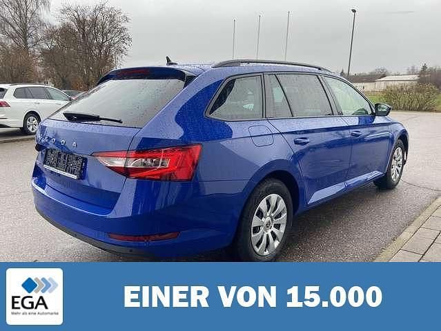 Gebraucht Skoda Superb 150 PS (110 kW) 2022 Blau Kombi