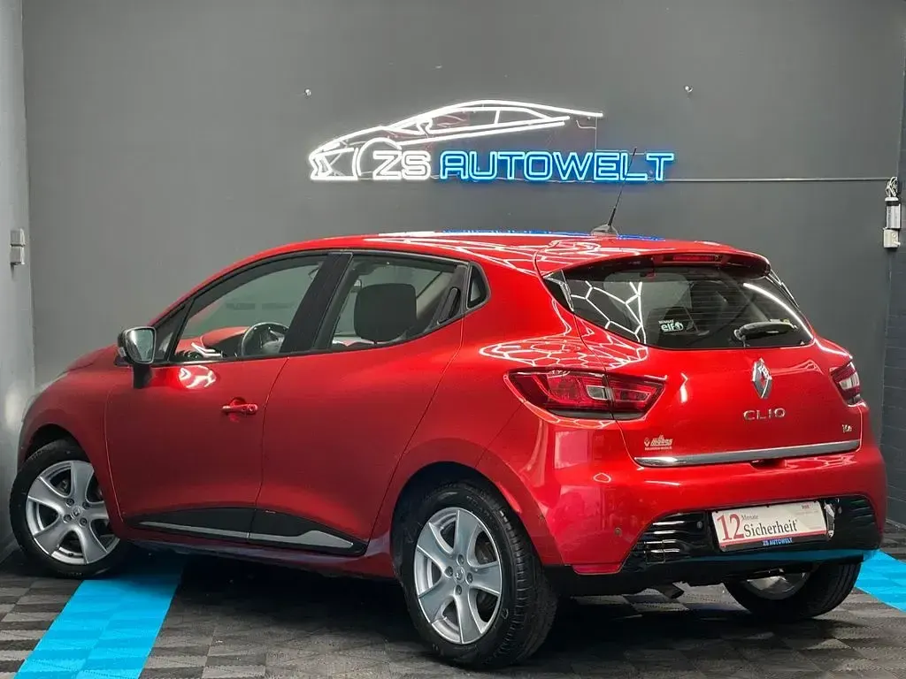Gebraucht Renault Clio IV Luxe 90 PS (66 kW) 2012 Rot Limousine