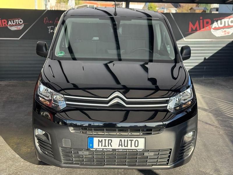 Gebraucht Citroën Berlingo 102 PS (75 kW) 2022 Schwarz Van / Kleinbus