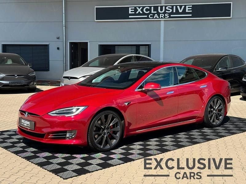 Rot Gebraucht 2019 Tesla Model S Performance Limousine | 42.950 € (Fairer Preis) - Bild 1/4