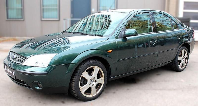 Grün Gebraucht 2003 Ford Mondeo Ghia Limousine | 3.900 € (Teuer) - Bild 1/4