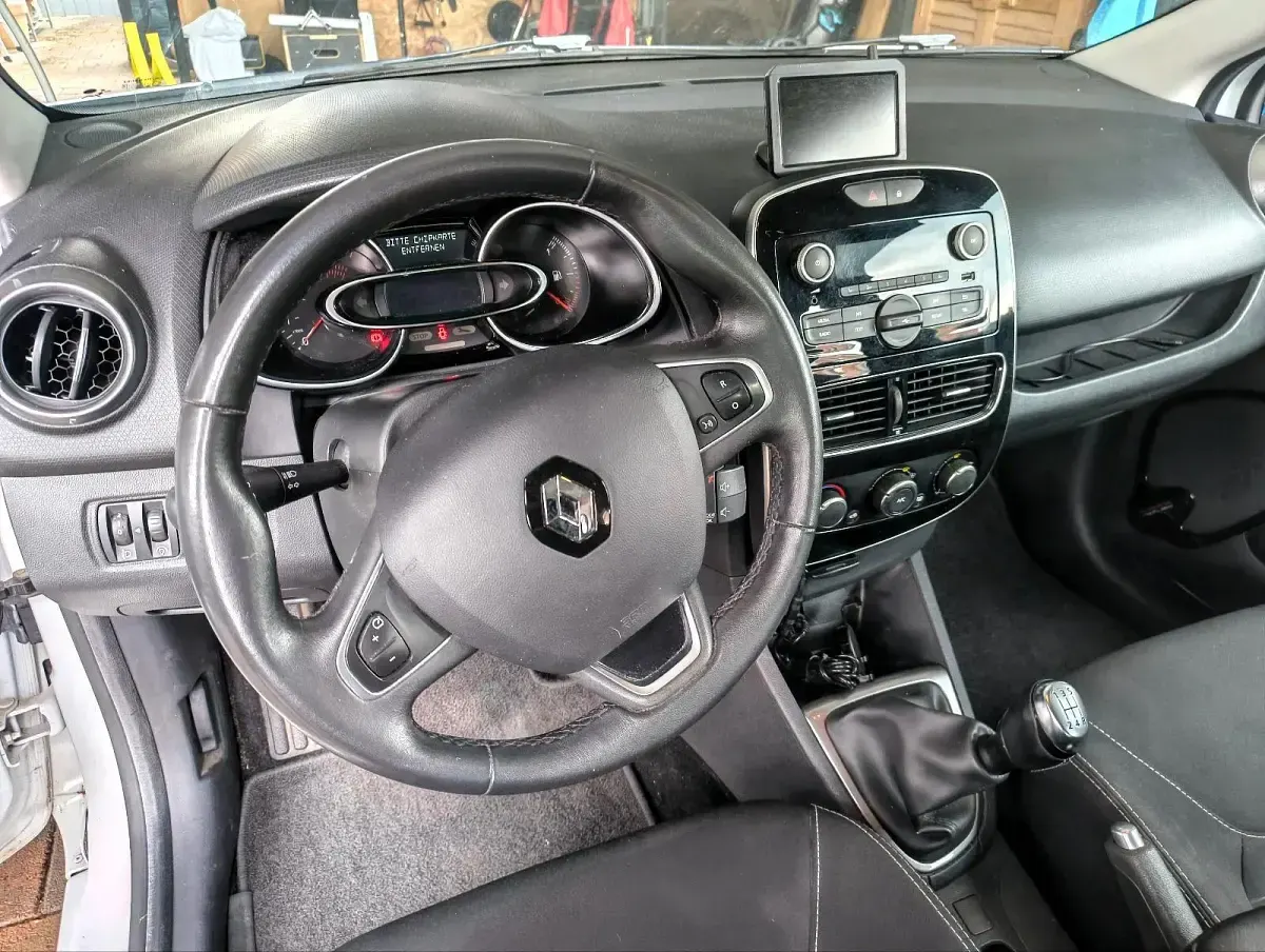 Gebraucht Renault Clio GrandTour 90 PS (66 kW) 2017 Weiß Kombi
