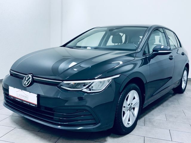 Uranograu Gebraucht 2022 VW Golf VIII Life Limousine | 22.480 € (Guter Preis) - Bild 1/4