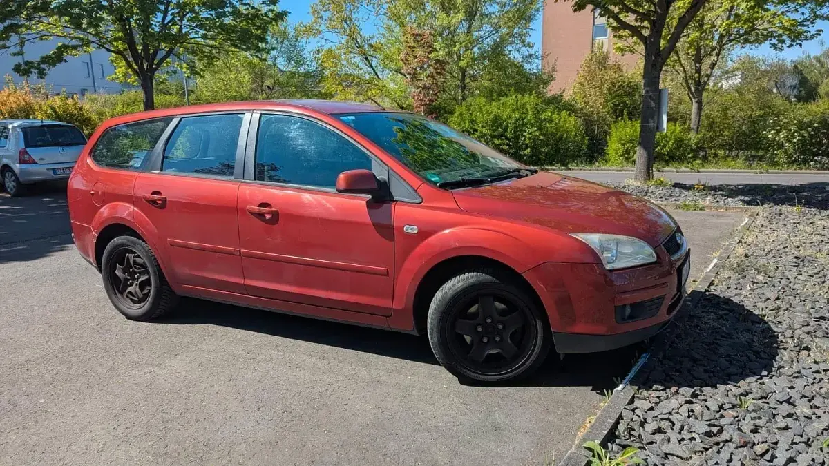 Gebraucht Ford Focus 109 PS (80 kW) 2007 Rot Kombi