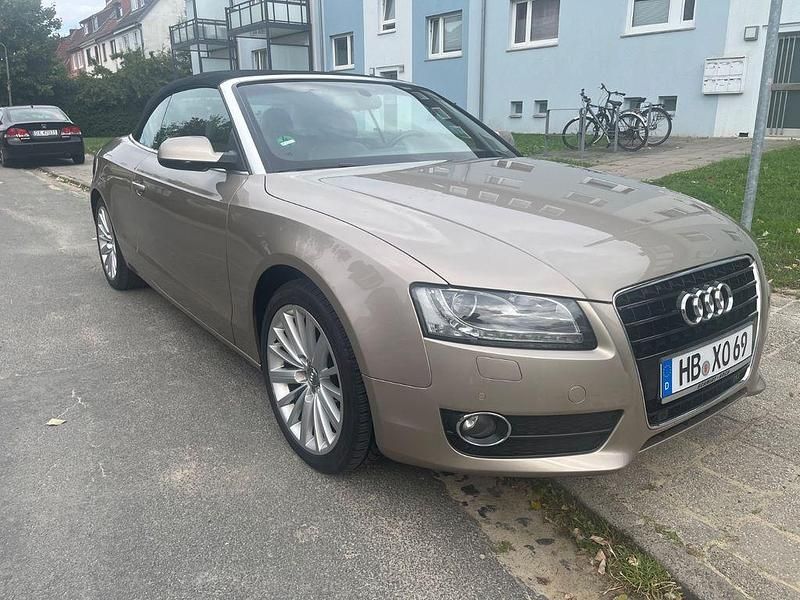 Gebraucht Audi A5 Cabriolet Comfort 265 PS (194 kW) 2010 Beige Cabrio