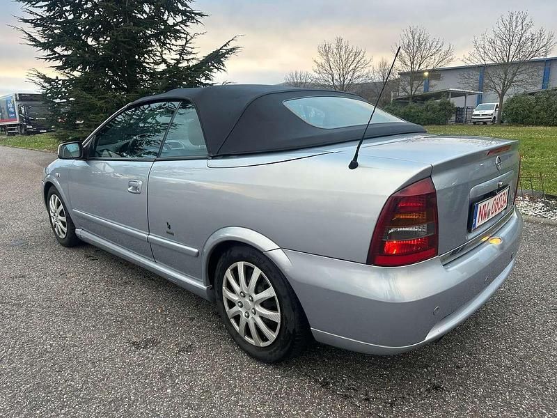 Gebraucht Opel Astra Cabriolet 125 PS (91 kW) 2002 Mirage mi2 Cabrio