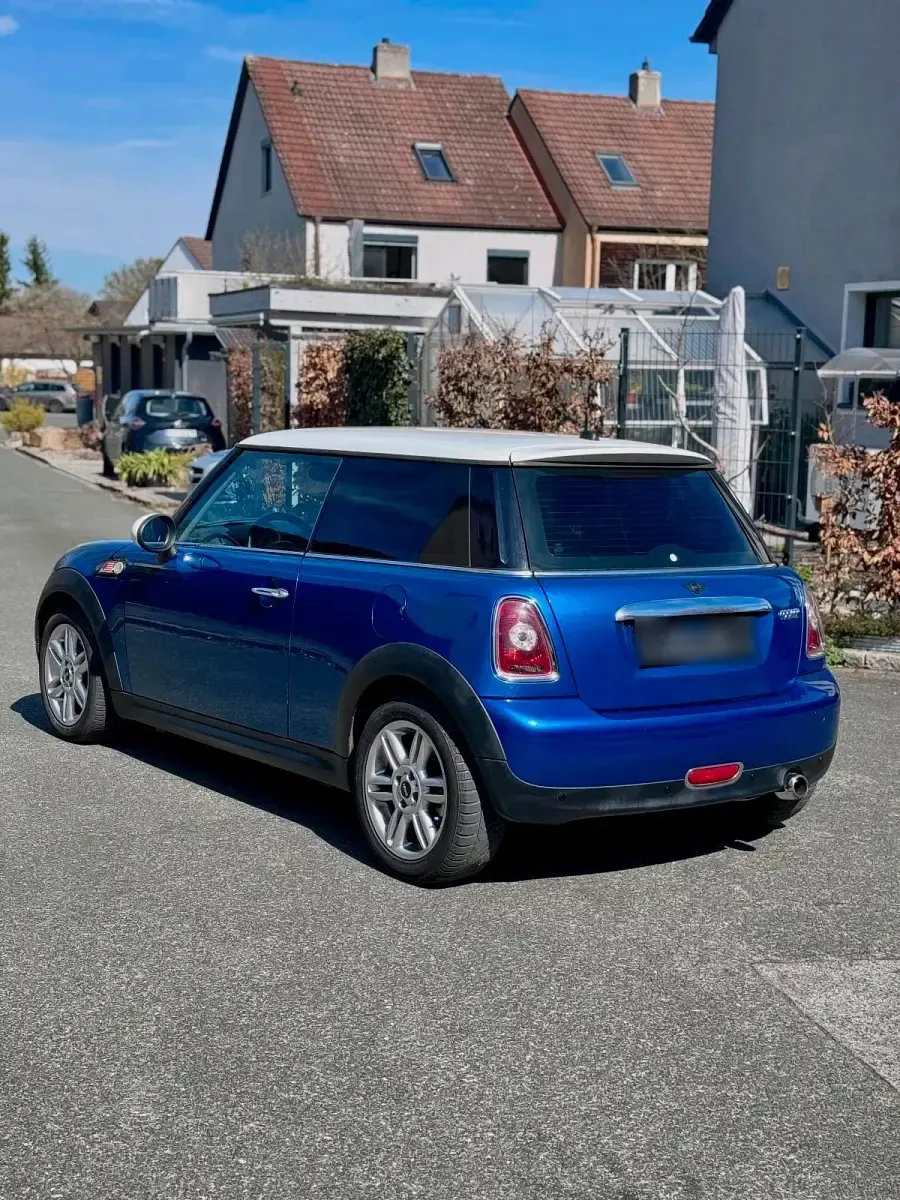 Usata Mini Cooper 120 CV (88 kW) 2009 Blu Utilitaria