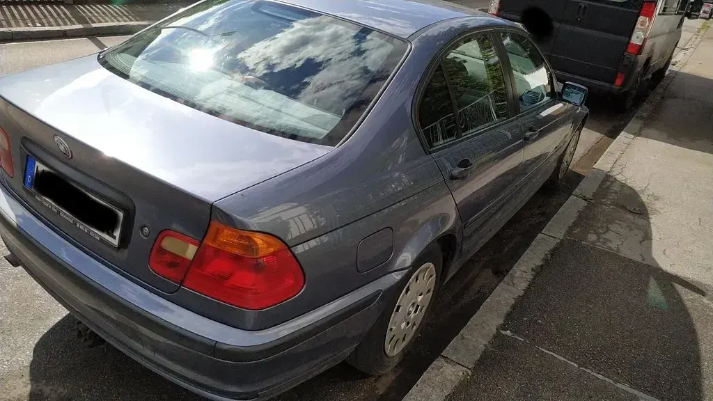 Brugt BMW 318 118 HK (86 kW) 1998 Blå Sedan