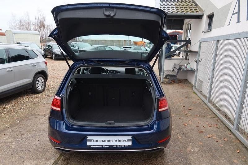 Gebraucht VW Golf VII 150 PS (110 kW) 2018 Blau Limousine