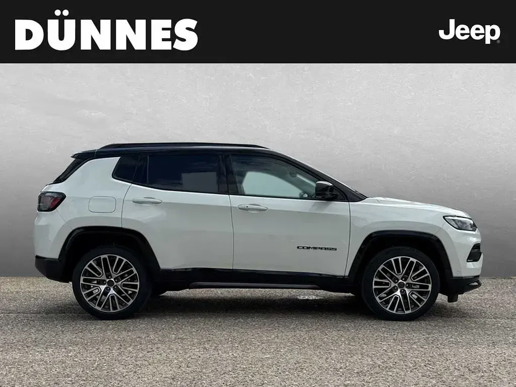 Neu Jeep Compass Summit 129 PS (94 kW) 2025 Weiß (alpine white) SUV