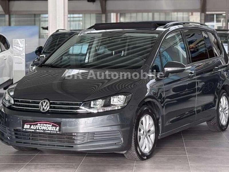 Gebraucht VW Touran Comfortline 150 PS (110 kW) 2017 Indiumgrau metallic Van / Kleinbus