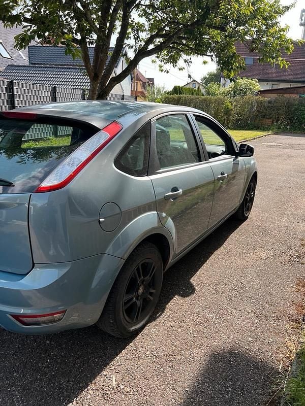 Gebraucht Ford Focus 101 PS (74 kW) 2008 Kombi
