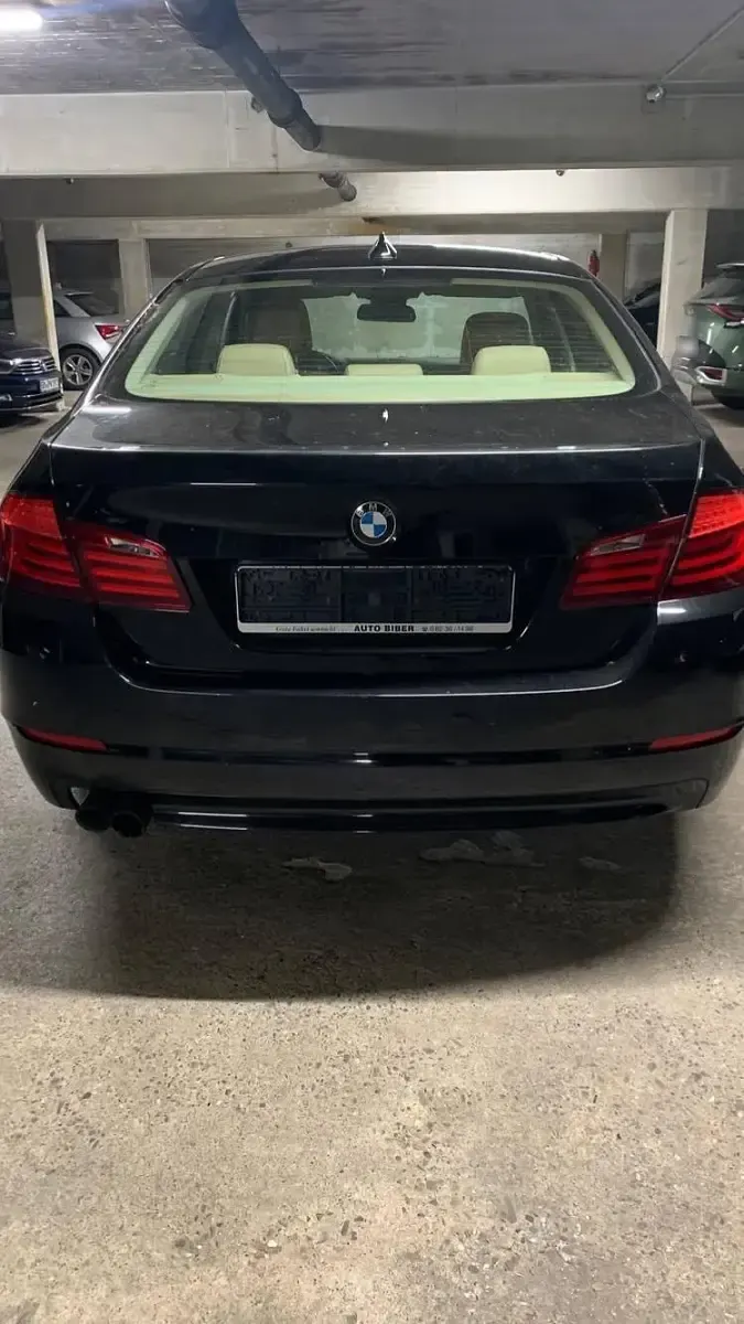 Gebraucht BMW 530 272 PS (200 kW) 2011 Schwarz Limousine