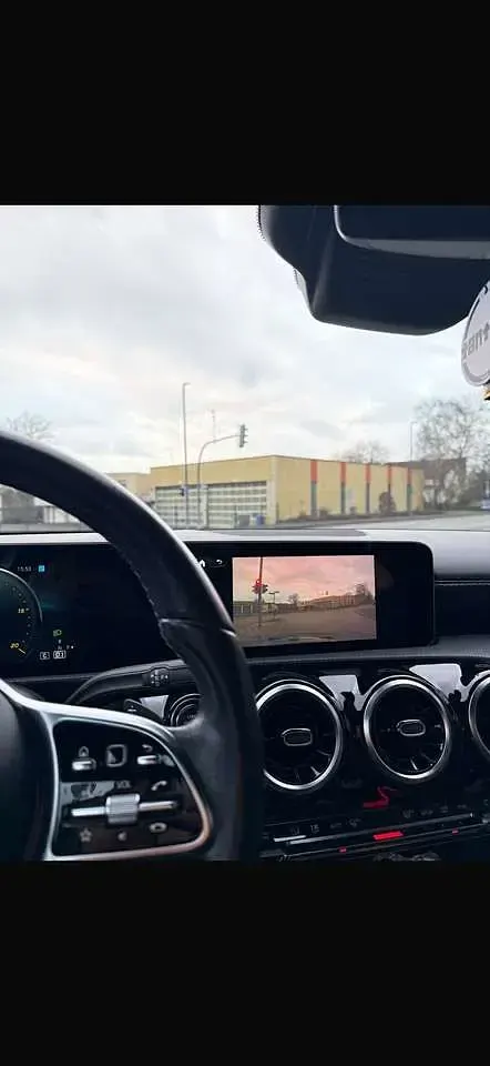Gebraucht Mercedes A180 Progressive 116 PS (85 kW) 2018 Schwarz Kleinwagen