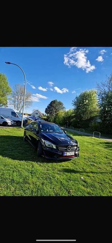 Gebraucht 2016 Mercedes CLA250 Shooting Brake Kombi | 22.200 € (Fairer Preis) - Bild 1/4