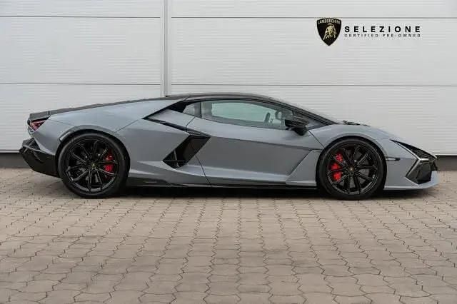 Gebraucht Lamborghini Revuelto 1016 PS (747 kW) 2025 Grau Coupé