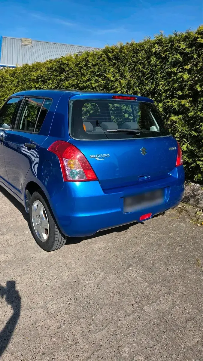 Gebraucht Suzuki Swift 92 PS (67 kW) 2009 Blau Kleinwagen